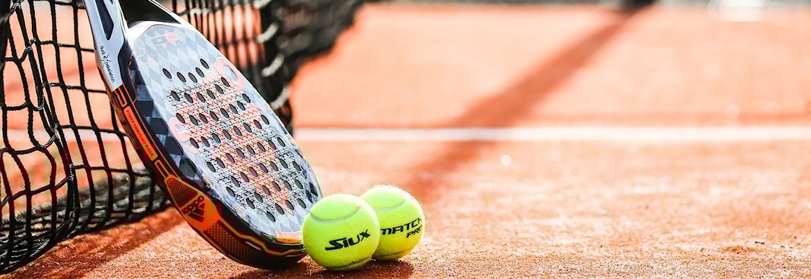 Kick off Padel!